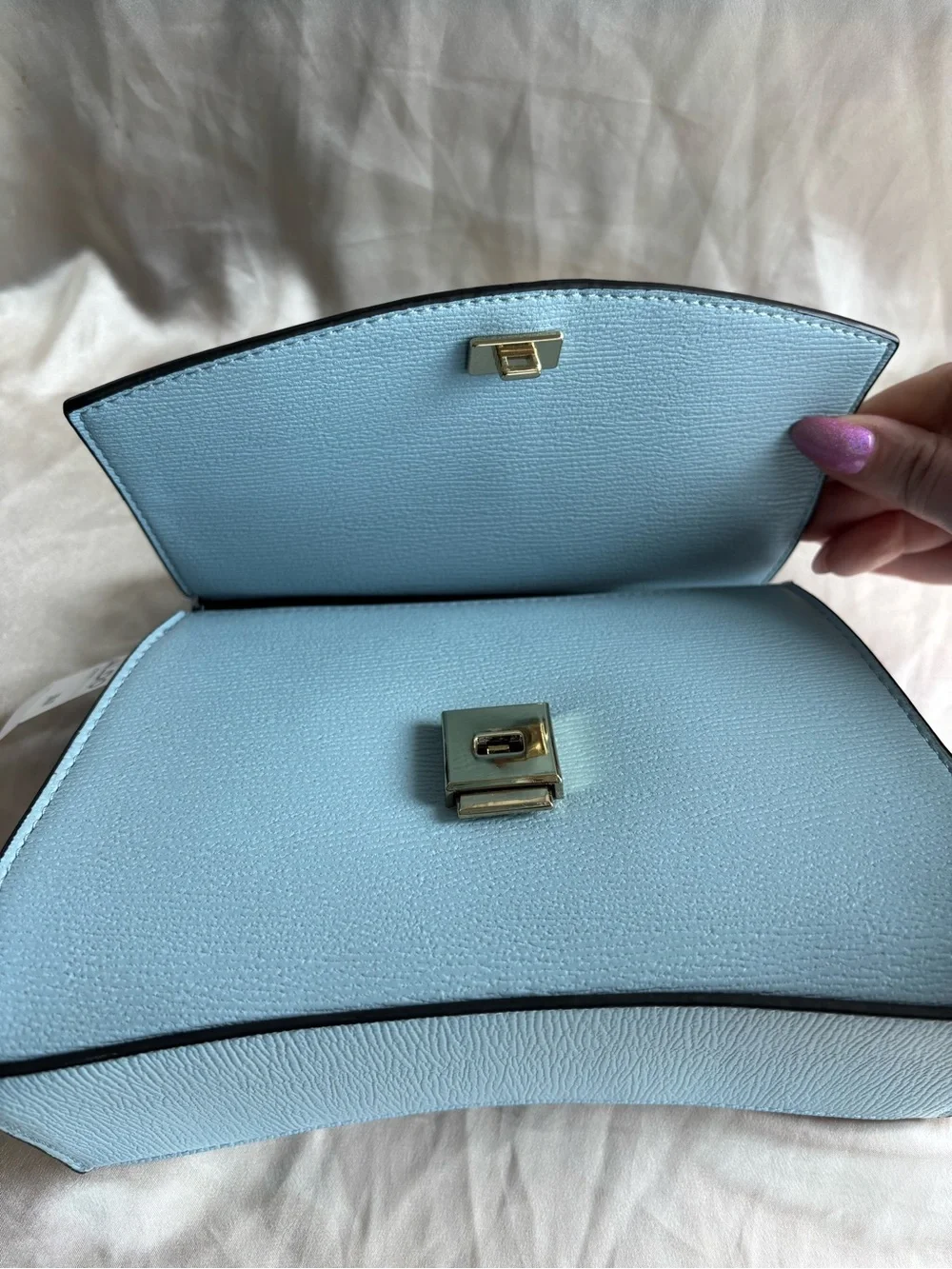 Aldo Light Blue Crossbody Bag with Tortoiseshell-Link Accent - Picture 9 of 16